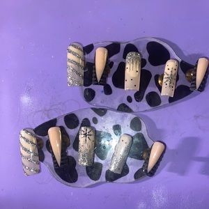 Beautiful press on nails